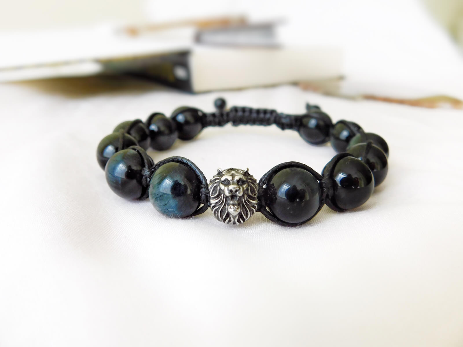 "ВСЕВИДЯЧЕ ОКО" Браслет-оберіг "Сила Лева" 